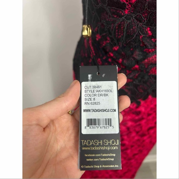 Tadashi Shoji NWT Lace Maxi Gown Red Formal Holiday Halloween Masquerade Sz 8 - Picture 5 of 8